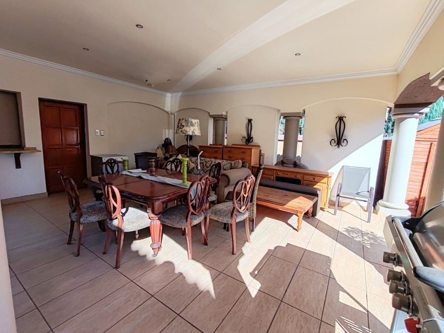 4 Bedroom Property for Sale in Van Der Hoff Park North West